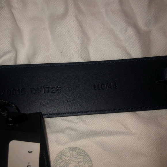 Mens authentic Versace belt navy blue silver hardware - Picture 4 of 5
